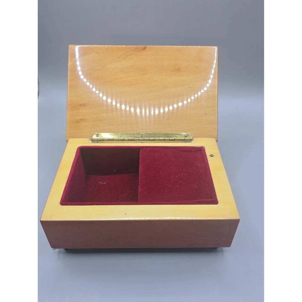 Vintage Capra Industries Wooden Music Box Inlaid Plays 'Love Story' USA Works